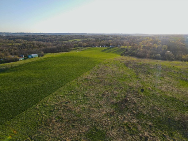 15700 Imbus Lane, EAST DUBUQUE, Illinois 61025, 2 Bedrooms Bedrooms, ,1 BathroomBathrooms,Farm,For Sale,Imbus Lane,202602159