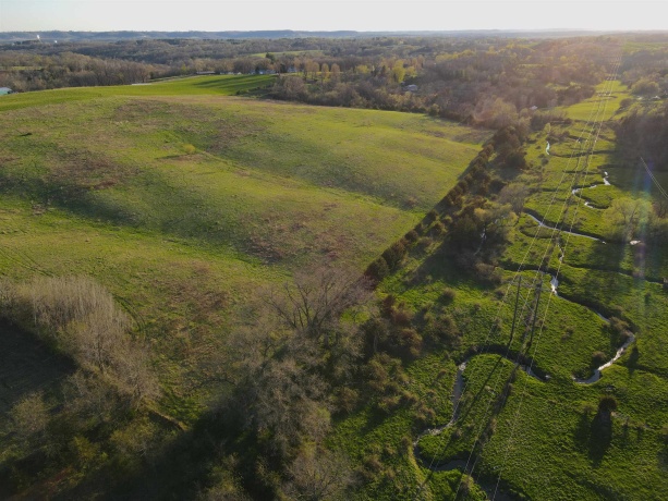 15700 Imbus Lane, EAST DUBUQUE, Illinois 61025, 2 Bedrooms Bedrooms, ,1 BathroomBathrooms,Farm,For Sale,Imbus Lane,202602159