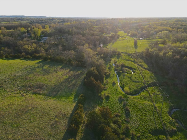 15700 Imbus Lane, EAST DUBUQUE, Illinois 61025, 2 Bedrooms Bedrooms, ,1 BathroomBathrooms,Farm,For Sale,Imbus Lane,202602159