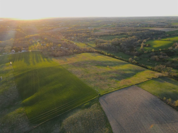 15700 Imbus Lane, EAST DUBUQUE, Illinois 61025, 2 Bedrooms Bedrooms, ,1 BathroomBathrooms,Farm,For Sale,Imbus Lane,202602159