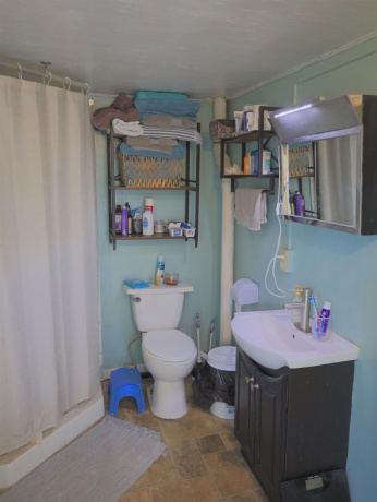 15700 Imbus Lane, EAST DUBUQUE, Illinois 61025, 2 Bedrooms Bedrooms, ,1 BathroomBathrooms,Farm,For Sale,Imbus Lane,202602159