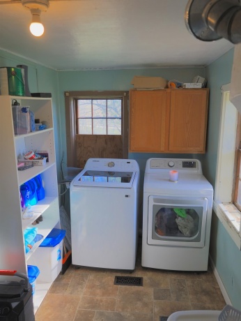 15700 Imbus Lane, EAST DUBUQUE, Illinois 61025, 2 Bedrooms Bedrooms, ,1 BathroomBathrooms,Farm,For Sale,Imbus Lane,202602159