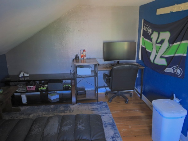 15700 Imbus Lane, EAST DUBUQUE, Illinois 61025, 2 Bedrooms Bedrooms, ,1 BathroomBathrooms,Farm,For Sale,Imbus Lane,202602159