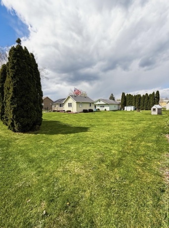 109 South, KIRKLAND, Illinois 60146, 3 Bedrooms Bedrooms, ,1 BathroomBathrooms,House,For Sale,South,202602160