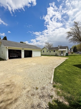 109 South, KIRKLAND, Illinois 60146, 3 Bedrooms Bedrooms, ,1 BathroomBathrooms,House,For Sale,South,202602160