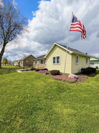 109 South, KIRKLAND, Illinois 60146, 3 Bedrooms Bedrooms, ,1 BathroomBathrooms,House,For Sale,South,202602160