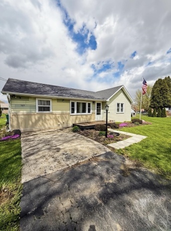 109 South, KIRKLAND, Illinois 60146, 3 Bedrooms Bedrooms, ,1 BathroomBathrooms,House,For Sale,South,202602160