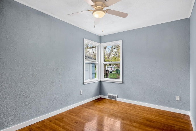 1706 Warren, ROCKFORD, Illinois 61108, 3 Bedrooms Bedrooms, ,1 BathroomBathrooms,House,For Sale,Warren,202602161