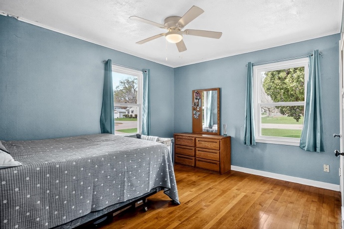 1706 Warren, ROCKFORD, Illinois 61108, 3 Bedrooms Bedrooms, ,1 BathroomBathrooms,House,For Sale,Warren,202602161