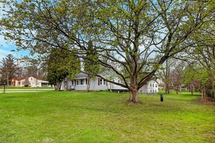 1706 Warren, ROCKFORD, Illinois 61108, 3 Bedrooms Bedrooms, ,1 BathroomBathrooms,House,For Sale,Warren,202602161