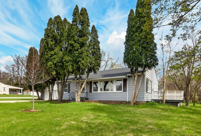 1706 Warren, ROCKFORD, Illinois 61108, 3 Bedrooms Bedrooms, ,1 BathroomBathrooms,House,For Sale,Warren,202602161