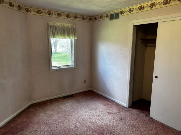 10072 IL RTE 72, FORRESTON, Illinois 61030, 3 Bedrooms Bedrooms, ,1 BathroomBathrooms,House,For Sale,IL RTE 72,202602163