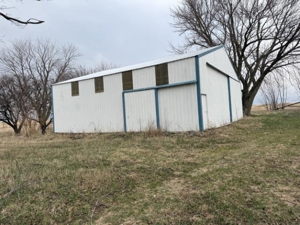 827 3450th, Utica, Illinois 61373, 3 Bedrooms Bedrooms, ,1 BathroomBathrooms,House,For Sale,3450th,202602168