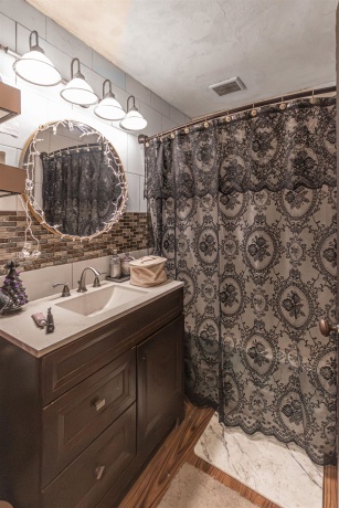 2717 Kinsey, ROCKFORD, Illinois 61109, 2 Bedrooms Bedrooms, ,1 BathroomBathrooms,House,For Sale,Kinsey,202602173