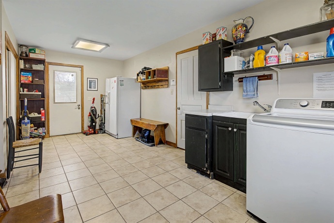 115 Windmill, ELIZABETH, Illinois 61028, 5 Bedrooms Bedrooms, ,3 BathroomsBathrooms,Farm,For Sale,Windmill,202602170