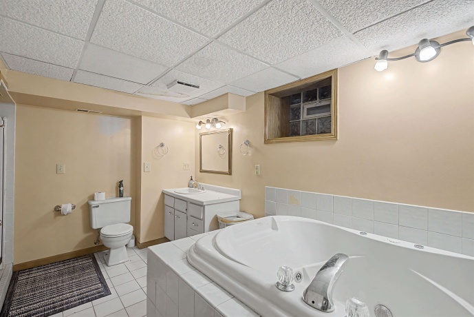 115 Windmill, ELIZABETH, Illinois 61028, 5 Bedrooms Bedrooms, ,3 BathroomsBathrooms,Farm,For Sale,Windmill,202602170