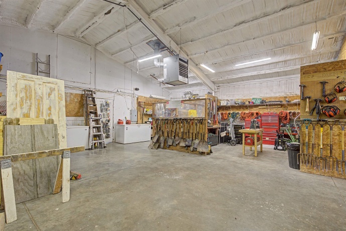 115 Windmill, ELIZABETH, Illinois 61028, 5 Bedrooms Bedrooms, ,3 BathroomsBathrooms,Farm,For Sale,Windmill,202602170