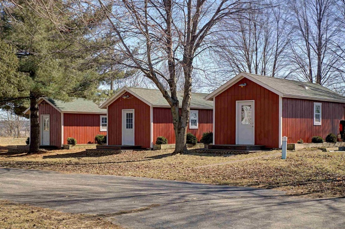 115 Windmill, ELIZABETH, Illinois 61028, 5 Bedrooms Bedrooms, ,3 BathroomsBathrooms,Farm,For Sale,Windmill,202602170