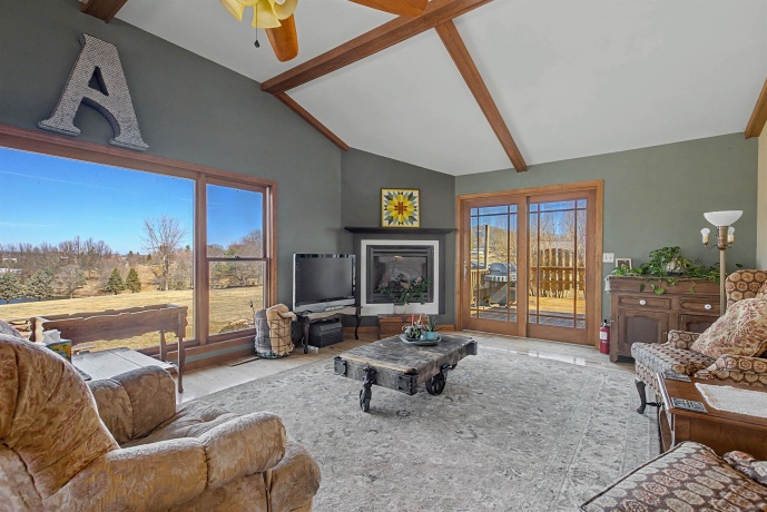 115 Windmill, ELIZABETH, Illinois 61028, 5 Bedrooms Bedrooms, ,3 BathroomsBathrooms,Farm,For Sale,Windmill,202602170