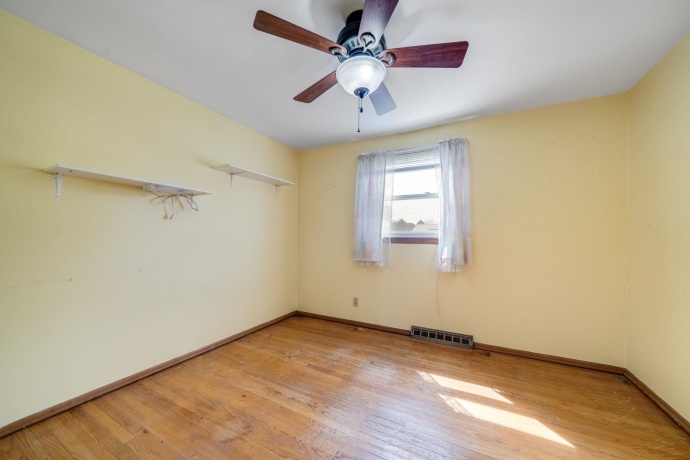 1611 Norte Dame, ROCKFORD, Illinois 61103, 3 Bedrooms Bedrooms, ,1 BathroomBathrooms,House,For Sale,Norte Dame,202602175