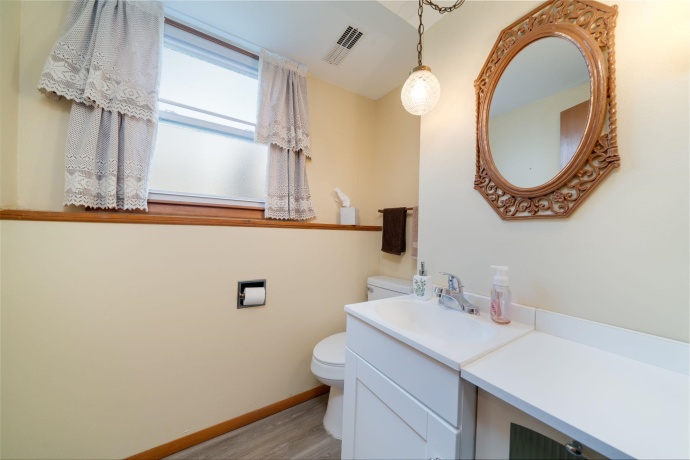 1611 Norte Dame, ROCKFORD, Illinois 61103, 3 Bedrooms Bedrooms, ,1 BathroomBathrooms,House,For Sale,Norte Dame,202602175