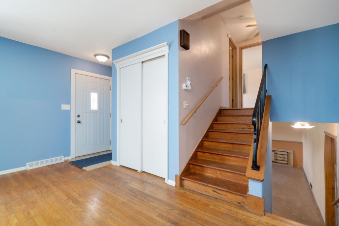 1611 Norte Dame, ROCKFORD, Illinois 61103, 3 Bedrooms Bedrooms, ,1 BathroomBathrooms,House,For Sale,Norte Dame,202602175