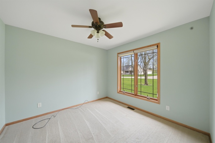 307 Portage, DIXON, Illinois 61021, 3 Bedrooms Bedrooms, ,2 BathroomsBathrooms,House,For Sale,Portage,202602176