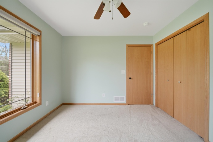 307 Portage, DIXON, Illinois 61021, 3 Bedrooms Bedrooms, ,2 BathroomsBathrooms,House,For Sale,Portage,202602176