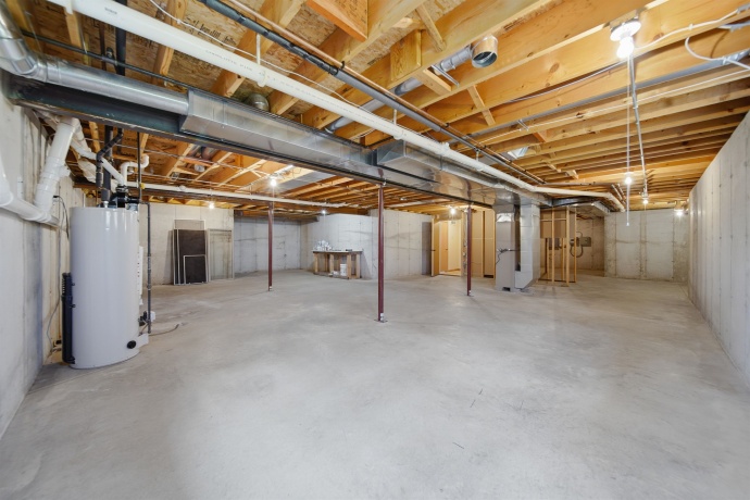 307 Portage, DIXON, Illinois 61021, 3 Bedrooms Bedrooms, ,2 BathroomsBathrooms,House,For Sale,Portage,202602176