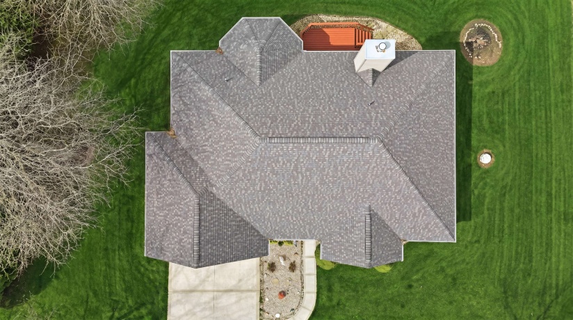 307 Portage, DIXON, Illinois 61021, 3 Bedrooms Bedrooms, ,2 BathroomsBathrooms,House,For Sale,Portage,202602176