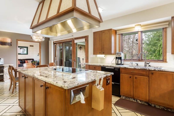 2520 CHICKADEE, ROCKFORD, Illinois 61107, 5 Bedrooms Bedrooms, ,4 BathroomsBathrooms,House,For Sale,CHICKADEE,202601870