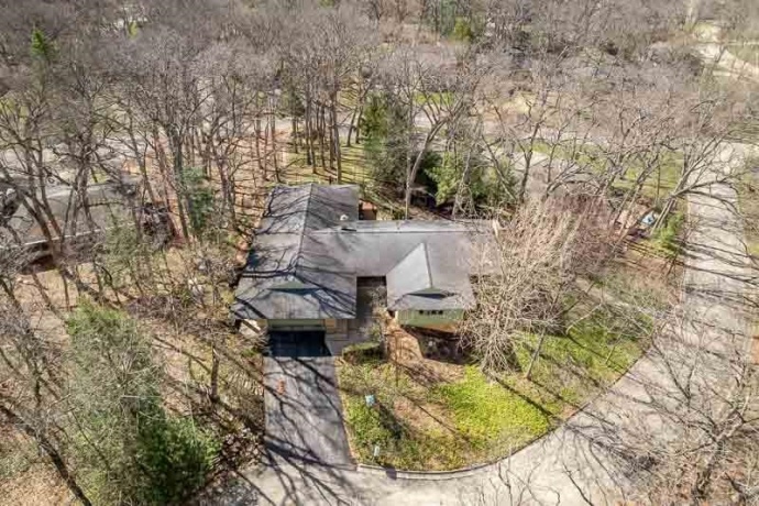 2520 CHICKADEE, ROCKFORD, Illinois 61107, 5 Bedrooms Bedrooms, ,4 BathroomsBathrooms,House,For Sale,CHICKADEE,202601870