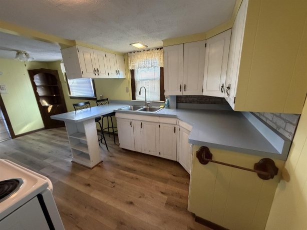 3016 Latham, ROCKFORD, Illinois 61103, 3 Bedrooms Bedrooms, ,1 BathroomBathrooms,House,For Sale,Latham,202602178