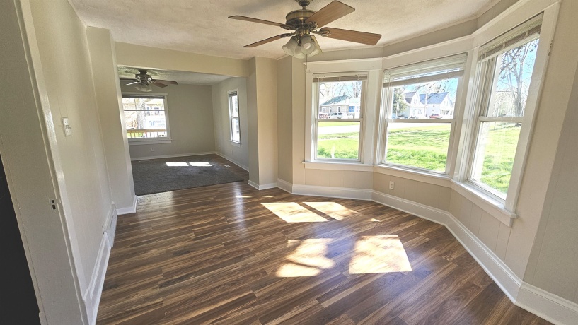 534 Center, SOUTH BELOIT, Illinois 61080, 2 Bedrooms Bedrooms, ,1 BathroomBathrooms,House,For Sale,Center,202602180