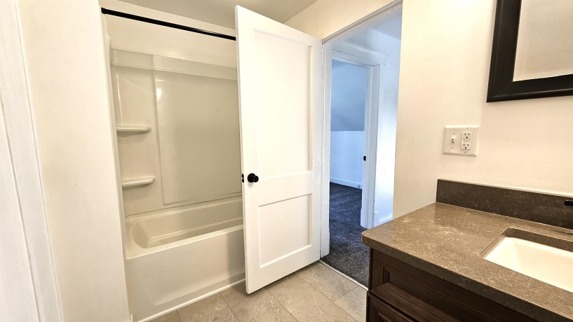 534 Center, SOUTH BELOIT, Illinois 61080, 2 Bedrooms Bedrooms, ,1 BathroomBathrooms,House,For Sale,Center,202602180