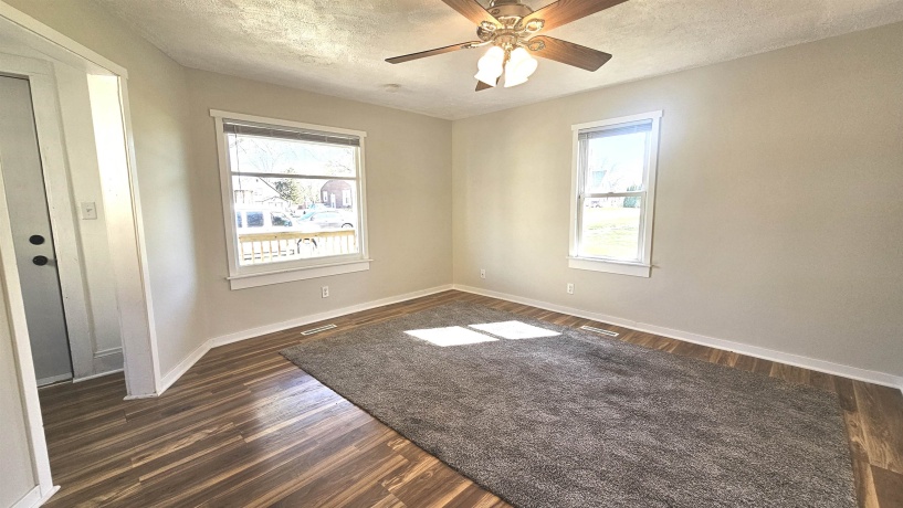 534 Center, SOUTH BELOIT, Illinois 61080, 2 Bedrooms Bedrooms, ,1 BathroomBathrooms,House,For Sale,Center,202602180