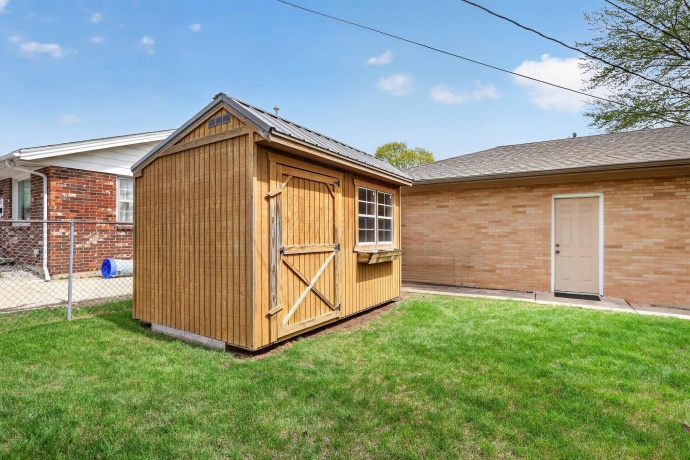 2523 - 2525 Holmes, ROCKFORD, Illinois 61108, ,2 Units,For Sale,Holmes,202602182