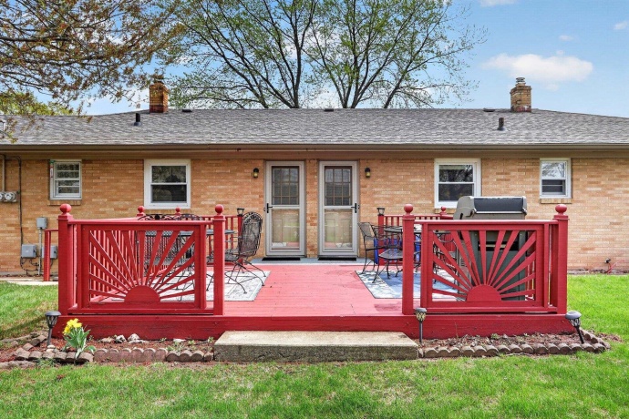 2523 - 2525 Holmes, ROCKFORD, Illinois 61108, ,2 Units,For Sale,Holmes,202602182