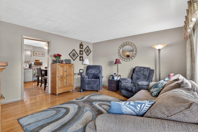 2523 - 2525 Holmes, ROCKFORD, Illinois 61108, ,2 Units,For Sale,Holmes,202602182