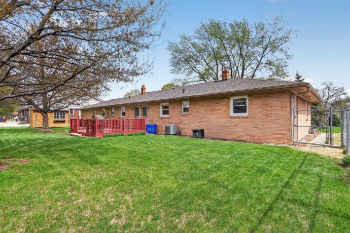 2523 - 2525 Holmes, ROCKFORD, Illinois 61108, ,2 Units,For Sale,Holmes,202602182