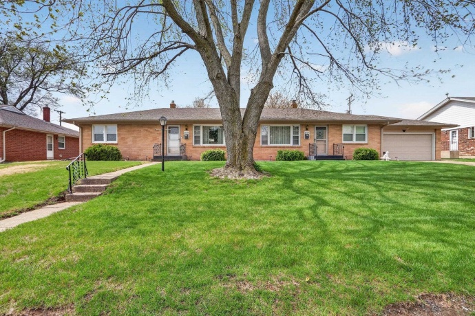 2523 - 2525 Holmes, ROCKFORD, Illinois 61108, ,2 Units,For Sale,Holmes,202602182