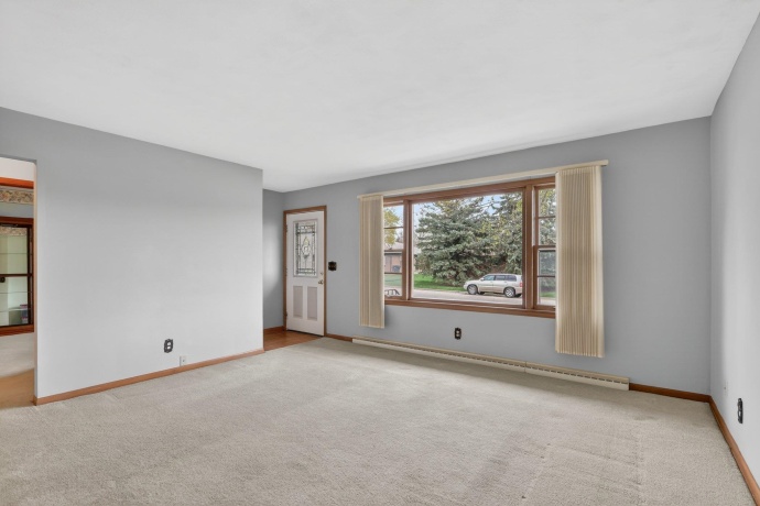 2523 - 2525 Holmes, ROCKFORD, Illinois 61108, ,2 Units,For Sale,Holmes,202602182