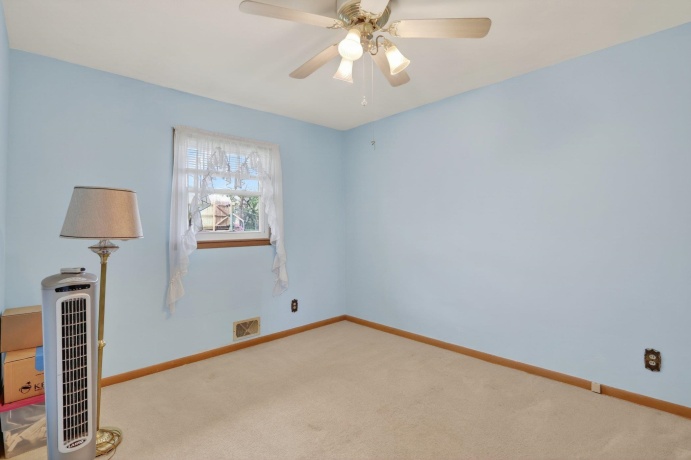 2523 - 2525 Holmes, ROCKFORD, Illinois 61108, ,2 Units,For Sale,Holmes,202602182