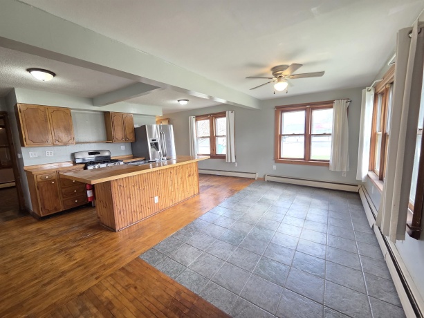 229 Mason, AMBOY, Illinois 61310, 2 Bedrooms Bedrooms, ,1 BathroomBathrooms,House,For Sale,Mason,202602185