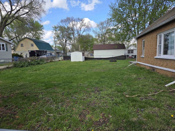 229 Mason, AMBOY, Illinois 61310, 2 Bedrooms Bedrooms, ,1 BathroomBathrooms,House,For Sale,Mason,202602185