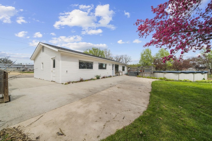 501 1st, OREGON, Illinois 61061, 4 Bedrooms Bedrooms, ,1 BathroomBathrooms,House,For Sale,1st,202602189