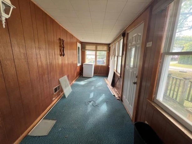 913 15th, FREEPORT, Illinois 61032, 2 Bedrooms Bedrooms, ,1 BathroomBathrooms,House,For Sale,15th,202506302