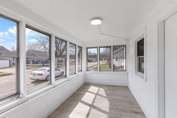 1617 CUSTER, ROCKFORD, Illinois 61103, 2 Bedrooms Bedrooms, ,1 BathroomBathrooms,House,For Sale,CUSTER,202601748