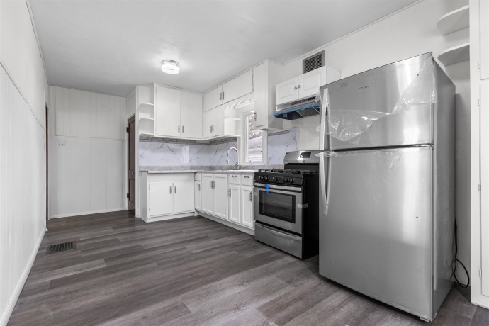 1617 CUSTER, ROCKFORD, Illinois 61103, 2 Bedrooms Bedrooms, ,1 BathroomBathrooms,House,For Sale,CUSTER,202601748