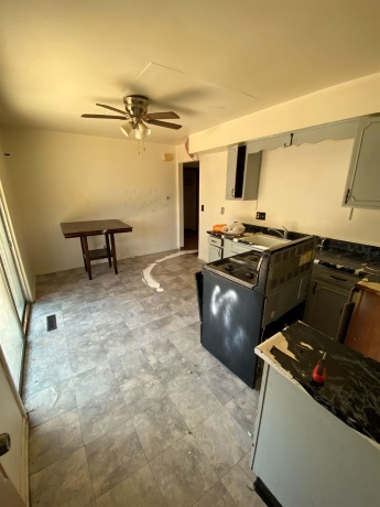 1015 Furman, ROCKFORD, Illinois 61101, ,2 Units,For Sale,Furman,202602194